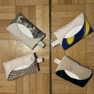 Pochette à mouchoirs